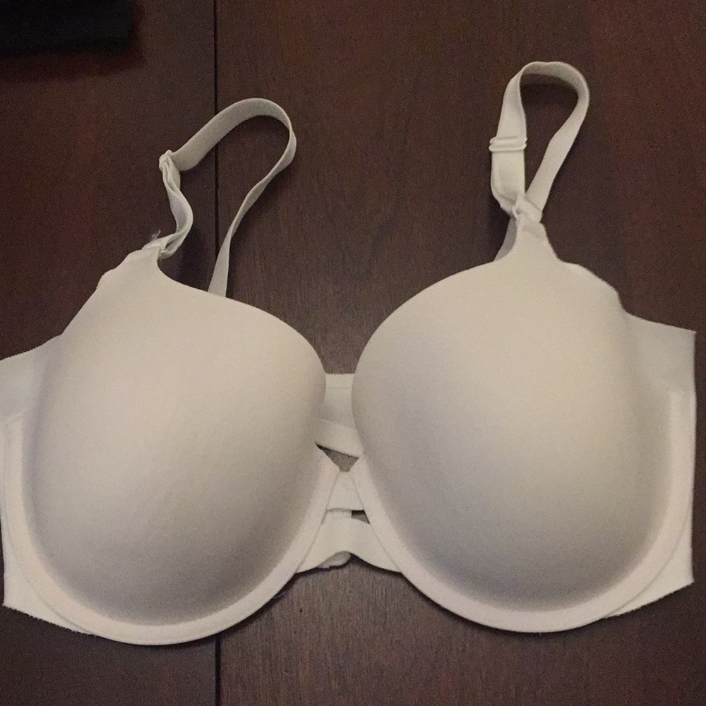 White t shirt bra